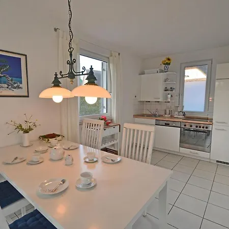 Tatil Evi Kuestenschwalbe Glowe